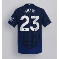 Camiseta Manchester United Luke Shaw #23 Segunda Equipación Replica 2024-25 mangas cortas